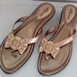 Dezario Women's Salmon Thong Wedge Sandal Size 11M